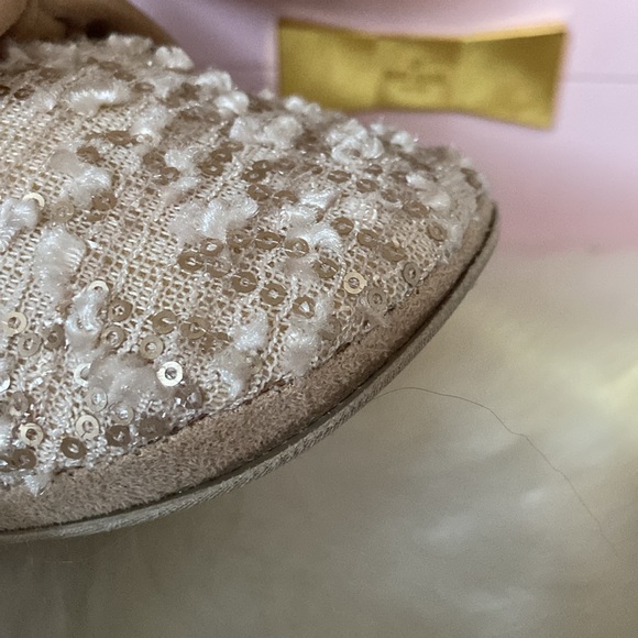Absolutely cute bead and sequin indoor slipper size L - Picture 7 of 8